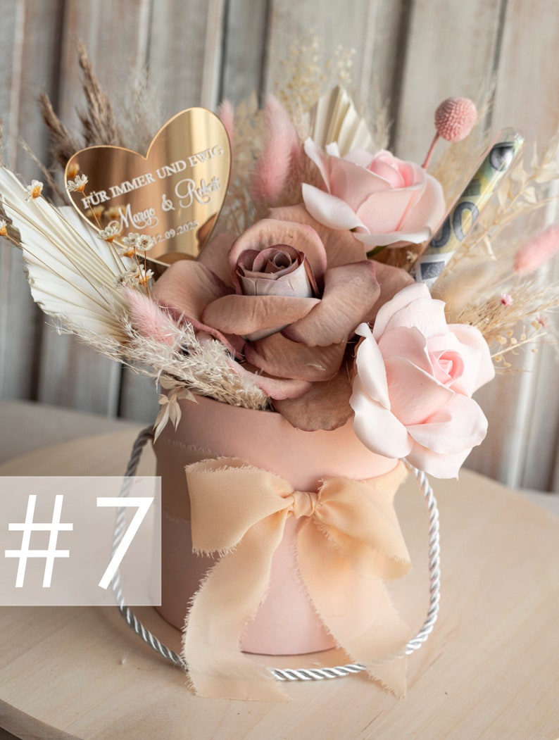 XXL Geschenkschachtel für Geld Geldgeschenk zur Hochzeit mit Strauß aus Trockenblumen personalisiert Reagenzglas für Geld gift box for money image 7