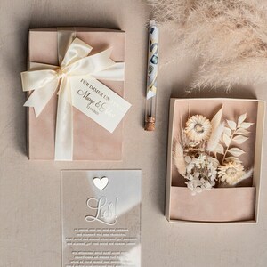 Geschenkschachtel für Geld Geldgeschenk zur Hochzeit mit Strauß aus Trockenblumen personalisiert Geschenk für Brautpaar Reagenzglas für Geld