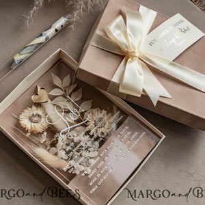 Geschenkschachtel für Geld Geldgeschenk zur Hochzeit mit Strauß aus Trockenblumen personalisiert Geschenk für Brautpaar Reagenzglas für Geld