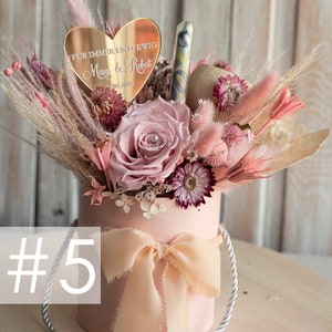 XXL Geschenkschachtel für Geld Geldgeschenk zur Hochzeit mit Strauß aus Trockenblumen personalisiert Reagenzglas für Geld gift box for money image 5