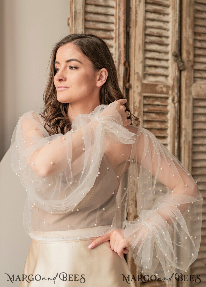 Boléro de mariage en perles de tulle ivoire à manches bouffantes, haussement d'épaules pour femme, mariage, tenue de mariée, chemisier ivoire pour la mariée, capalet de robe chemisier en tulle perles image 7