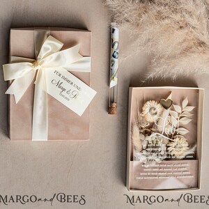 Geschenkschachtel für Geld Geldgeschenk zur Hochzeit mit Strauß aus Trockenblumen personalisiert Geschenk für Brautpaar Reagenzglas für Geld