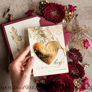 Carte magnétique "Retenez cette date" personnalisée en acrylique bordeaux doré avec coeur, Retenez cette date, Aimants en plexi pour mariage, carte "Retenez notre date" dorée bohème moderne