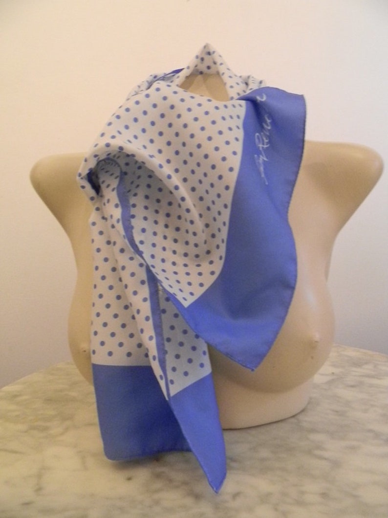 Vintage Light scarf dots/Polka image 1