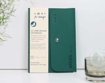 Carpeta de lujo A5 encuadernada en alambre de cuero reciclado - ETHOS - Verde esmeralda