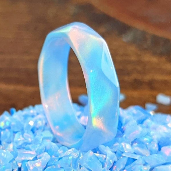 Delicate Opal Ring: Faceted Beauty with 5mm Blue Opal Band - Handcrafted