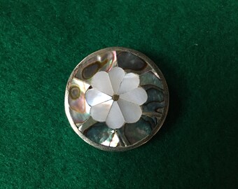 Vintage designer brooch or pendant &quot;ALPACA MEXICO&quot; mother-of-pearl