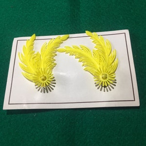 Vintage Ohrclips Softplastik gelb auf Original Karte ungetragen