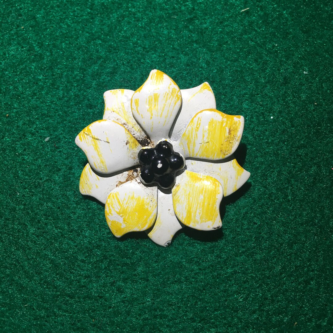 Broche Émaillée Vintage Fleurs De Créateur - Occasion