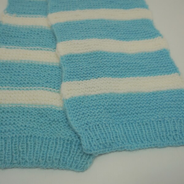 Cosy DIY Schal handgestrickt in 2-farbig weiß + Babyblau