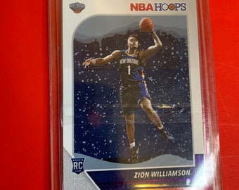 Zion Williamson Rookie Card Néw Orleans Pelicans 2019-20 Panini NBA Hoops No. 258 Mint Gem