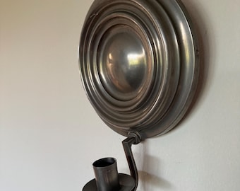 Aplique de pared antiguo sueco de mediados de siglo para velas, decoración de pared, svenskt tenn, década de 1930, hojalata