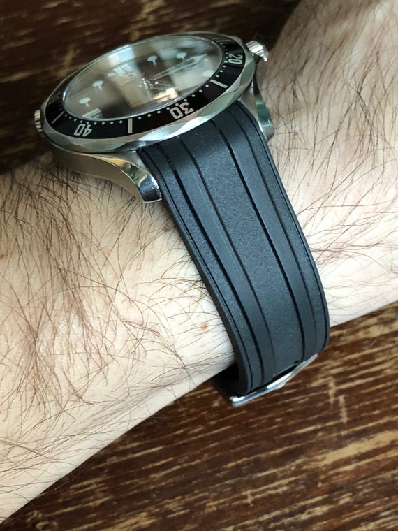 omega seamaster 300 rubber
