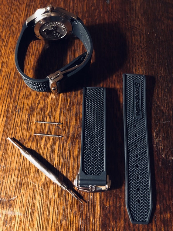 For OMEGA Speedmaster or Seamaster 