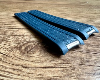 Omega Seamaster 20mm Blue Rubber Strap: Curved End, Aqua Terra/300