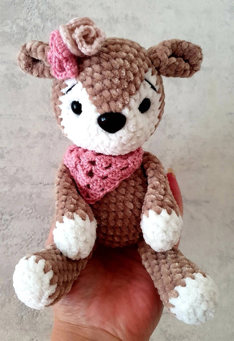 Gehäkeltes Reh, Spieluhr, Amigurumi, Kuscheltier, handgefertigt, Geschenk, Geburt, Geburtstag, Baby, Bambi, Reh Rita, Leamigurumi Bild 3