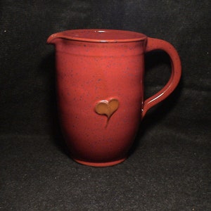 Pitcher, red with heart, hand-turned Nr148 image 1