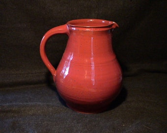 Pitcher, red, pear pitcher, hand-turned (Nr146)