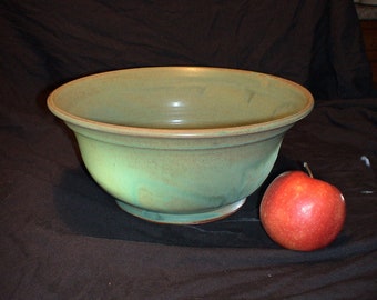 bowl, salad bowl, bowl (No. 152)