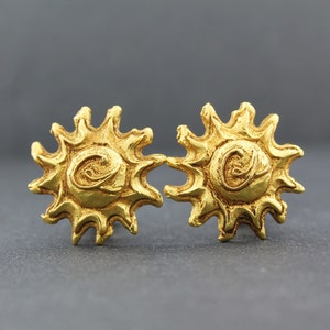 CHRISTIAN LACROIX - Orecchini vintage da sole dorato con logo