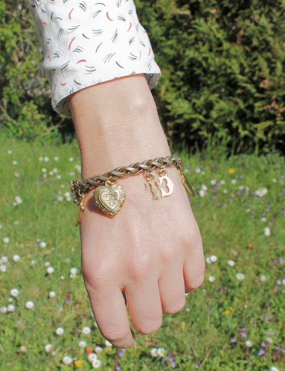 CHANTAL THOMASS – Vintage Charm Bracelet in Baroq… - image 4