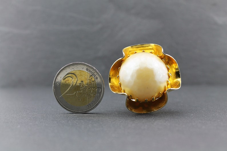 Massive Cocktail Earrings Vintage 80/'s Clip Back Earrings with Large Creamy Pearl