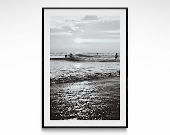 Plakat artystyczny „Złap falę” – czarno-biały, vintage, San Diego, Kalifornia, fotografia, plaża, surfing, dekoracja ścienna do domu