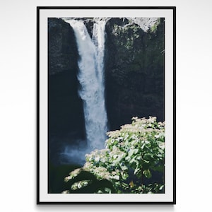 Impresión de fotografía de cascada de isla grande, arte de pared de cataratas de arco iris, póster de bellas artes hawaianas, fotografía de selva tropical, decoración de pared del hogar