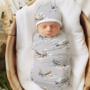 Airplane plane flight baby blanket, Airplane baby shower gift, Aviation swaddle blanket, Custom blanket for kids bedding