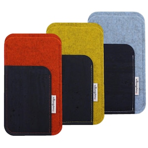 Handyhülle aus Merino-Wollfilz mit extra Tasche aus Korkstoff | Handytasche Filz | Smartphone Filzhülle | Handy Hülle | Kartenfach Kork