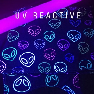 READY to SHIP: Alien Outline Unisex Rave Tank Top | UV Blacklight ...