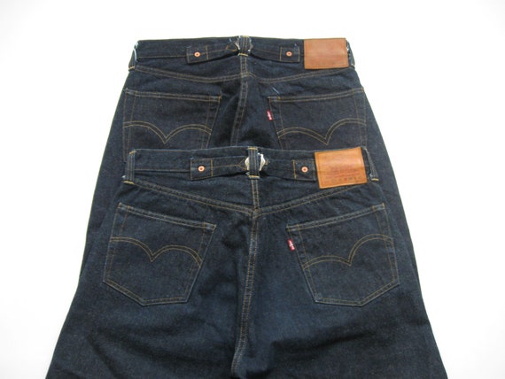 levis cinch back pants