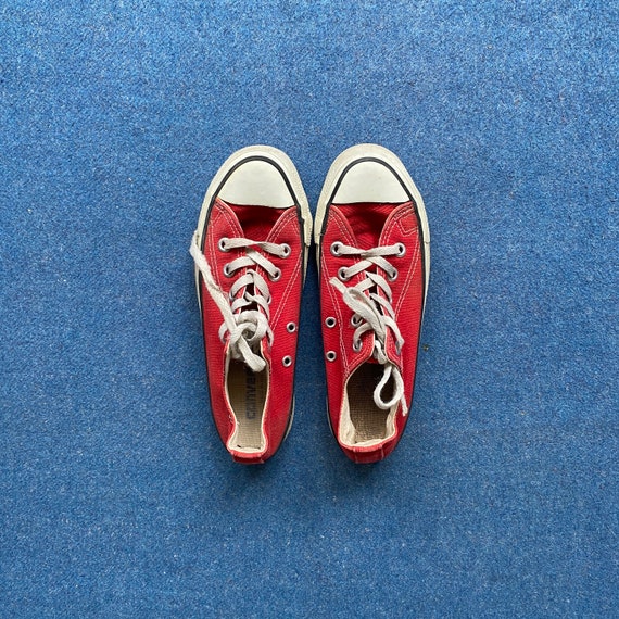converse all star low tops red