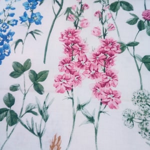 Gütermann Cotton Fabric Timeless Wildflowers