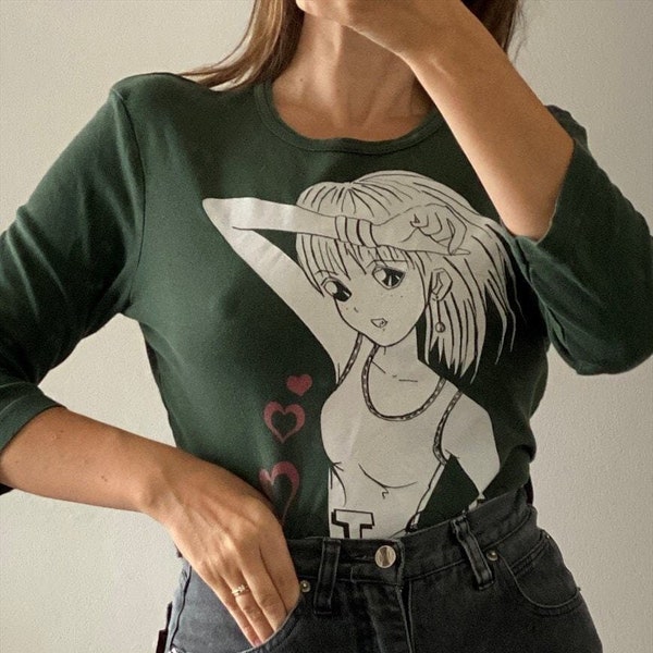 Vintage Y2K 00s Anime novelty print top blouse t-shirt