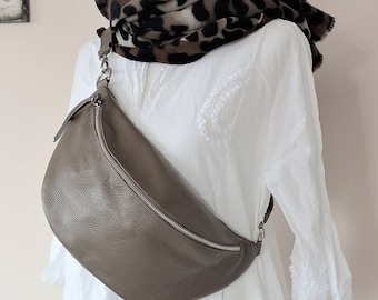 Leder XL Crossbody Tasche taupe braun Bag Ledergurt Schultertasche große Bauchtasche X Large Umhängetasche Slingbag Geschenk Bum Bag