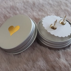 Ohrstecker Herz Edelstahl goldfarben Herzchen Ohrringe minimalistisch kleine filigrane Herz Ohrstecker Herzform Bild 6