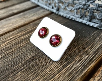 Small bronze ear studs with red glitter cabochon 8 mm