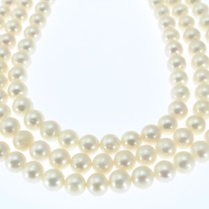 8-9mm Genuine Freshwater Pearls,Loose White Round Pearls,Pearl For Necklace /Bacelet Design,Wedding Jewelry,DIY Pearl Jewelry for Gift-NFP78 image 1