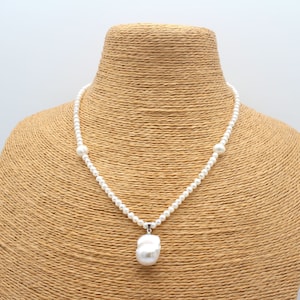 Handmade White Freshwater Pearl Necklaces,Elegant Wedding Pearl Necklace,Bridal Necklace,White Baroque Pearl Pendant Necklace,Birthday Gifts