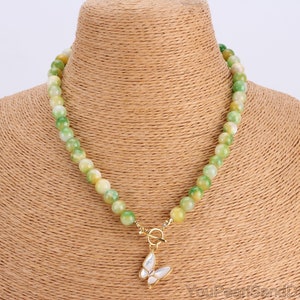 Handmade Green Jade Necklace,With Vutterfly Shell Pendant,Gemstone Jewellery for Her,Necklace Anniversary Gift,Gift for Mom,Healing Gemstone