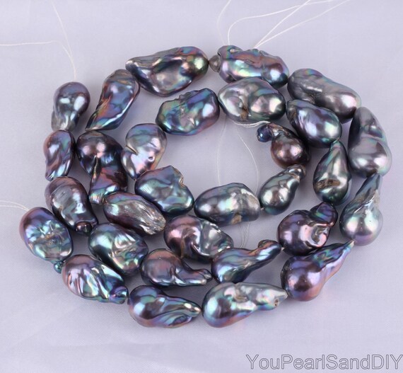 BLACKPEARLS article.no ソフビ 15-17x22-27mm High Luster Peacock Black Freshwater Pearls