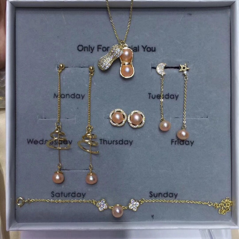 Dainty Freshwater Pearl Necklace BraceletEarrings set,Pearl Jewelry Set of 5 Bridesmaid Bridal Pearl Jewelry Set,bridesmaid gift,