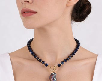 Handgemachte natürliche blaue Lapis & Pfau Blcak Barockperle Anhänger Halskette, Geschenk für Freund / Frauen