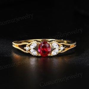 Vintage robijnkleurige verlovingsring - Diamanten accenten - Roségouden band met milgrain-afwerking - Jubileumring voor vrouwen