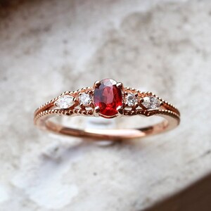 Wedding ring with ruby and diamonds shop