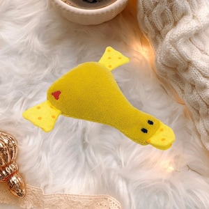 ITH embroidery file: small duck with heart as a key ring or bag charm for 10x10 cm hoops