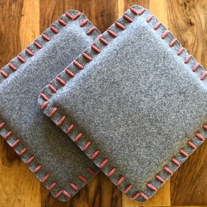 Chair cushion made of wool felt in light gray image 7