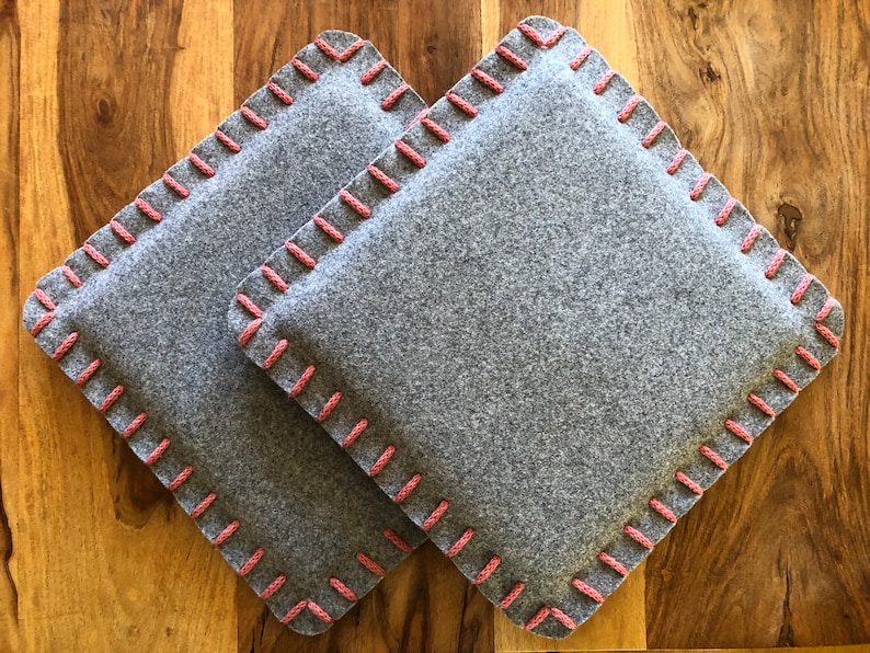 Chair cushion made of wool felt in light gray image 7