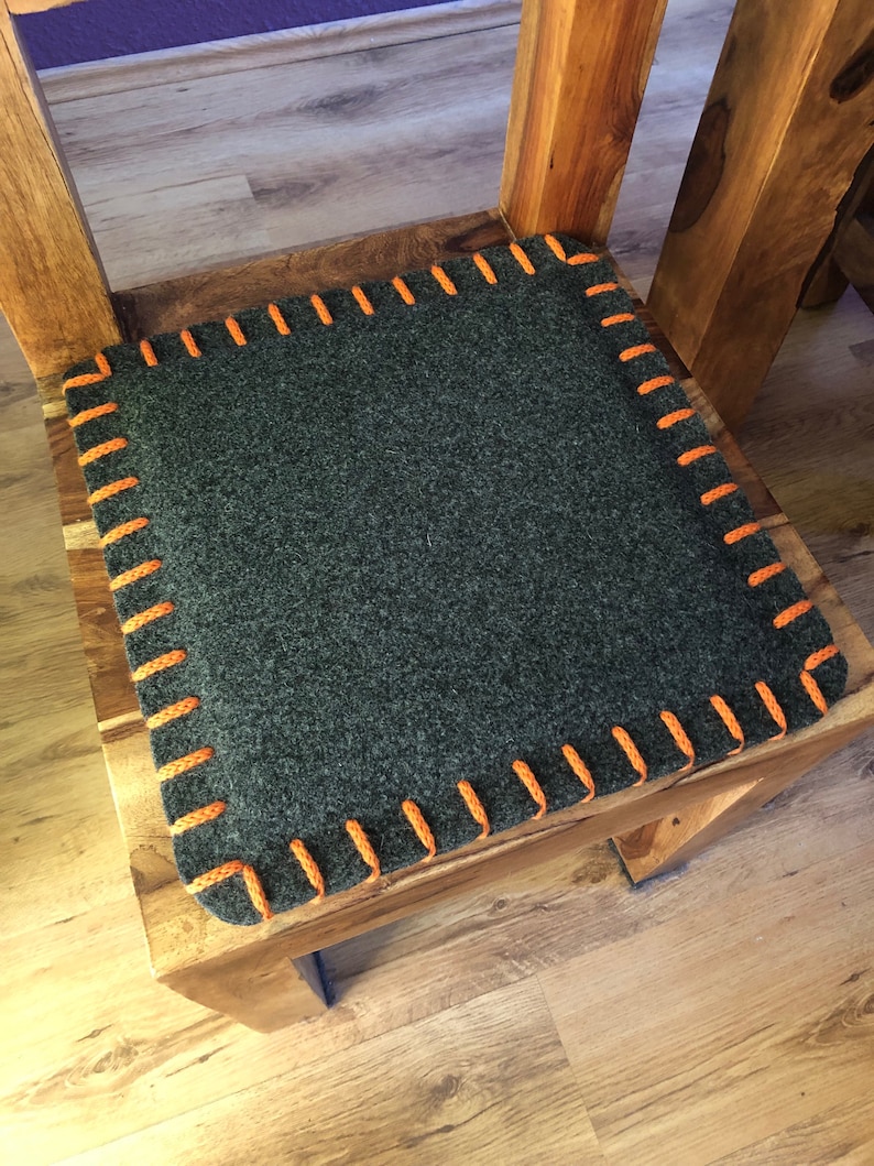 Chair cushion made of wool felt in dark gray image 10